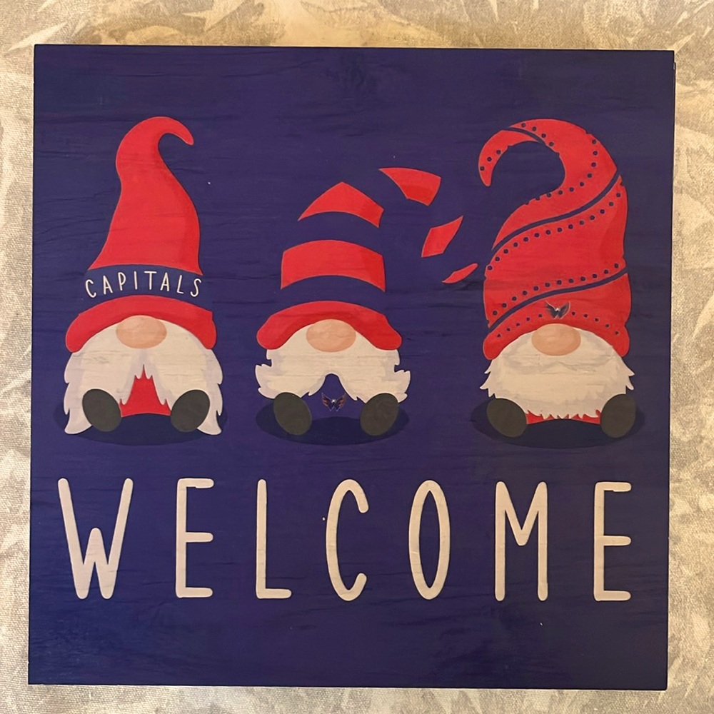 Washington Capitals 10'' x 10'' Welcome Gnomes Sign